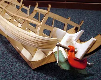 Кондуктор для крепления реек к форштевню