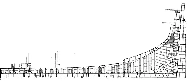 Поперечное сечение вдоль судна