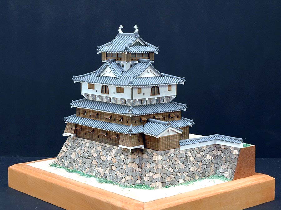 Замок Iwakuni + (Стартовый набор инструментов)