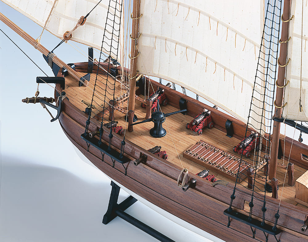 модель корабля Adventure pirate schooner модель корабля Adventure pirate schooner