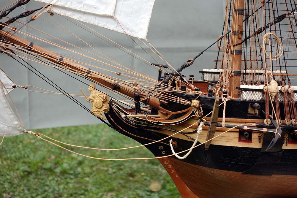 модель корабля для сборки HMS Surprise (полная версия) модель корабля для сборки HMS Surprise (полная версия)