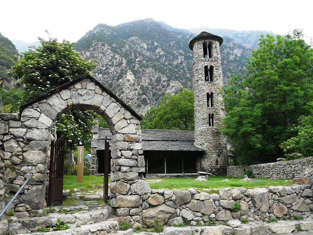 керамический конструктор Церковь de Santa Coloma керамический конструктор Церковь de Santa Coloma