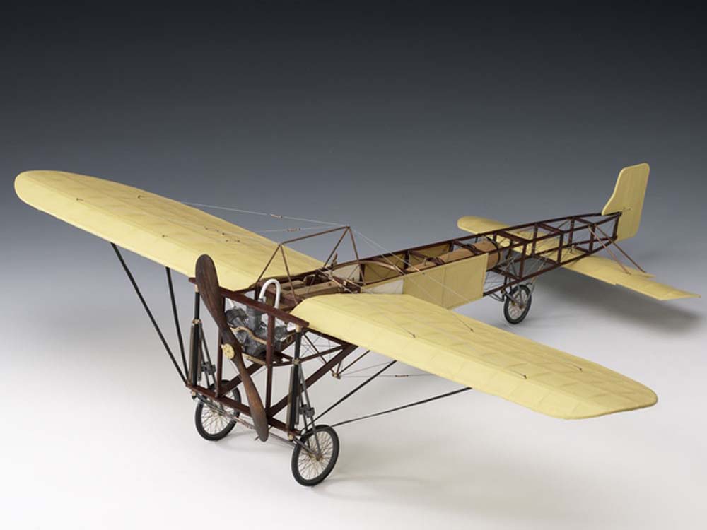 модель самолета Bleriot XI модель самолета Bleriot XI