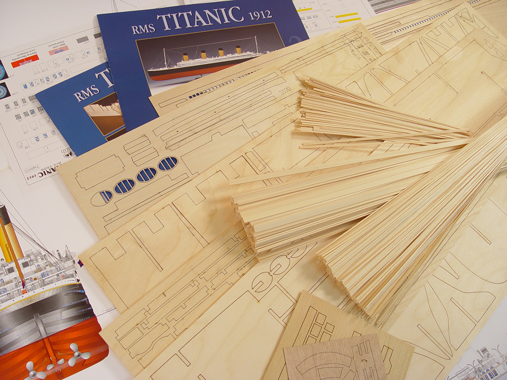 Титаник (RMS Titanic) + (Стартовый набор инструментов) Титаник (RMS Titanic) + (Стартовый набор инструментов)