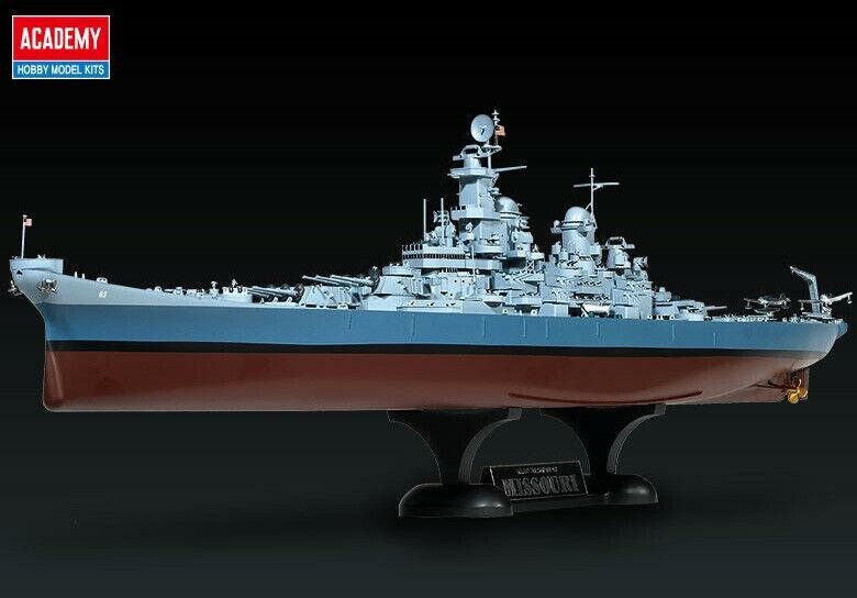 U.S. Navy Battleship USS Missouri BB-63 (1:400) U.S. Navy Battleship USS Missouri BB-63 (1:400)