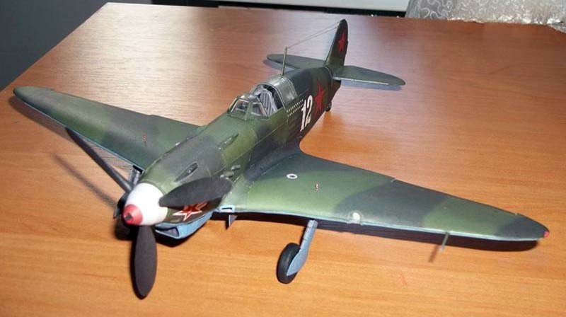 Модель из картона Истребитель 1942