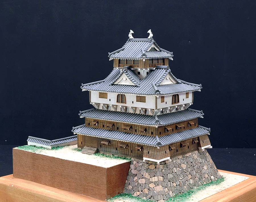 Замок Iwakuni + (Стартовый набор инструментов)