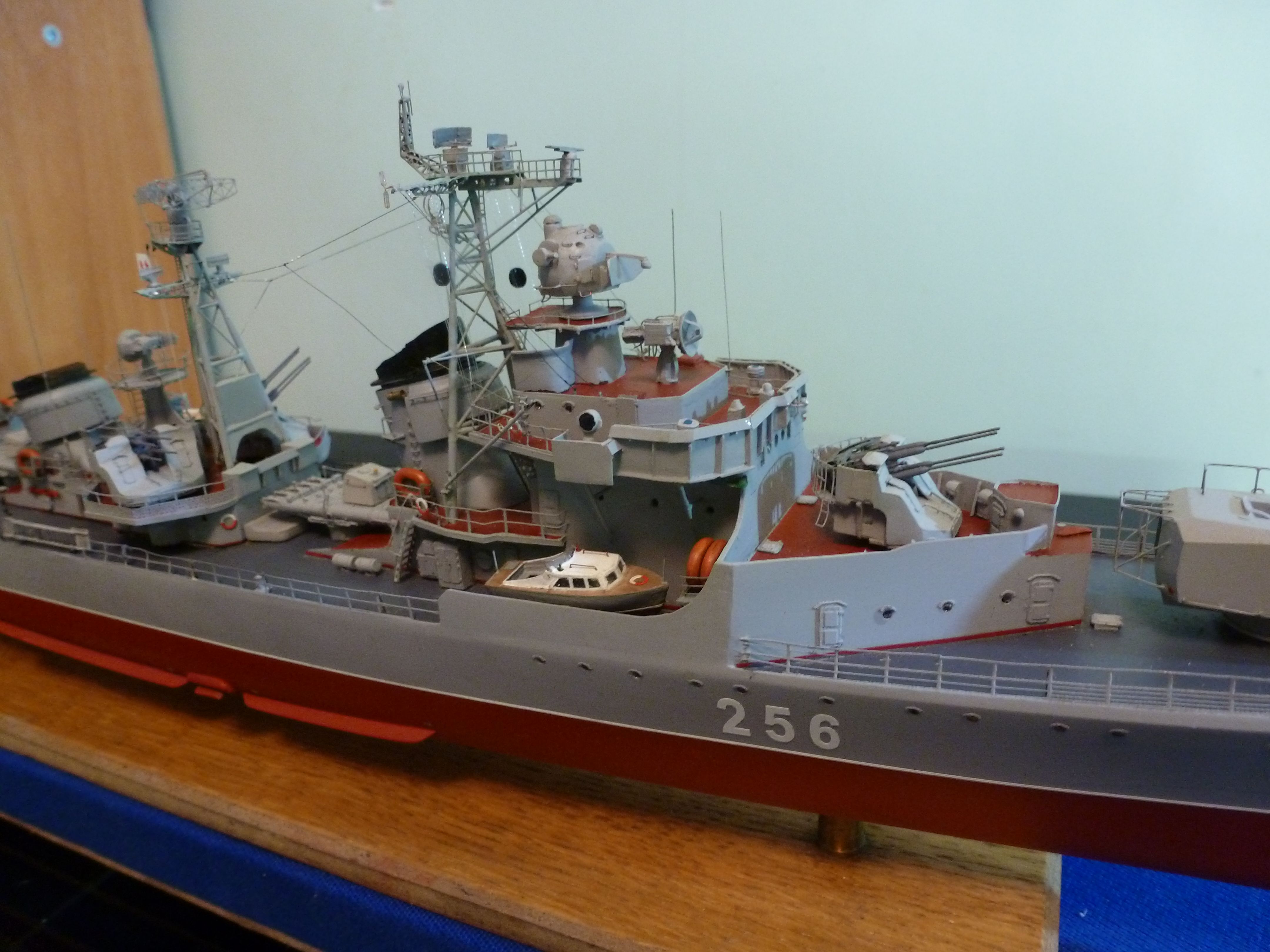 эсминцы модели. эсминцы модели. эскадренные миноносцы проекта 956 модель. эскортный миноносец хант. эсминец леберехт маас.