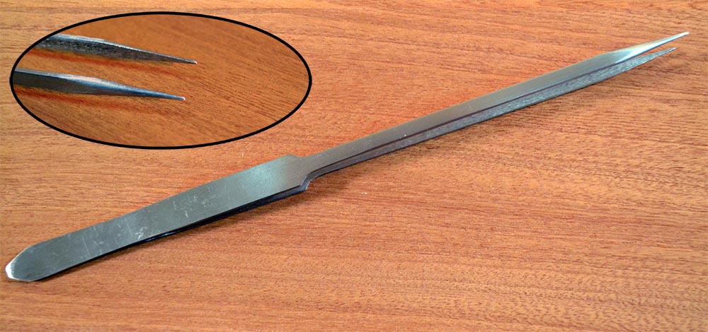 Длинный пинцет для такелажа купить в интернет магазине Верфь на столе