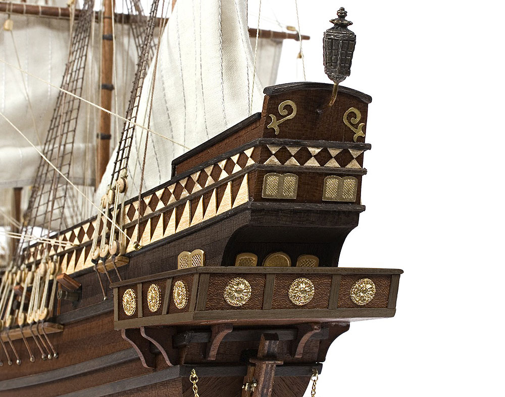 Галеон Buccaneer + (Стартовый набор инструментов) Галеон Buccaneer + (Стартовый набор инструментов)