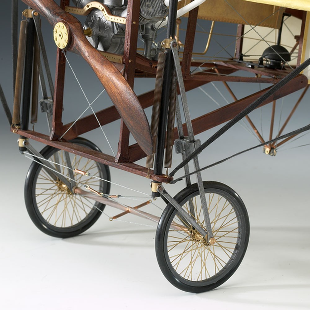 модель самолета Bleriot XI модель самолета Bleriot XI