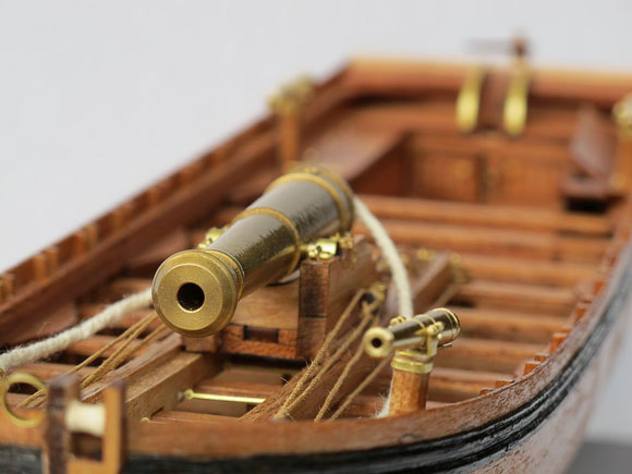 Вооруженный баркас (Longboat Armed For War) + (Стартовый набор инструментов) Вооруженный баркас (Longboat Armed For War) + (Стартовый набор инструментов)