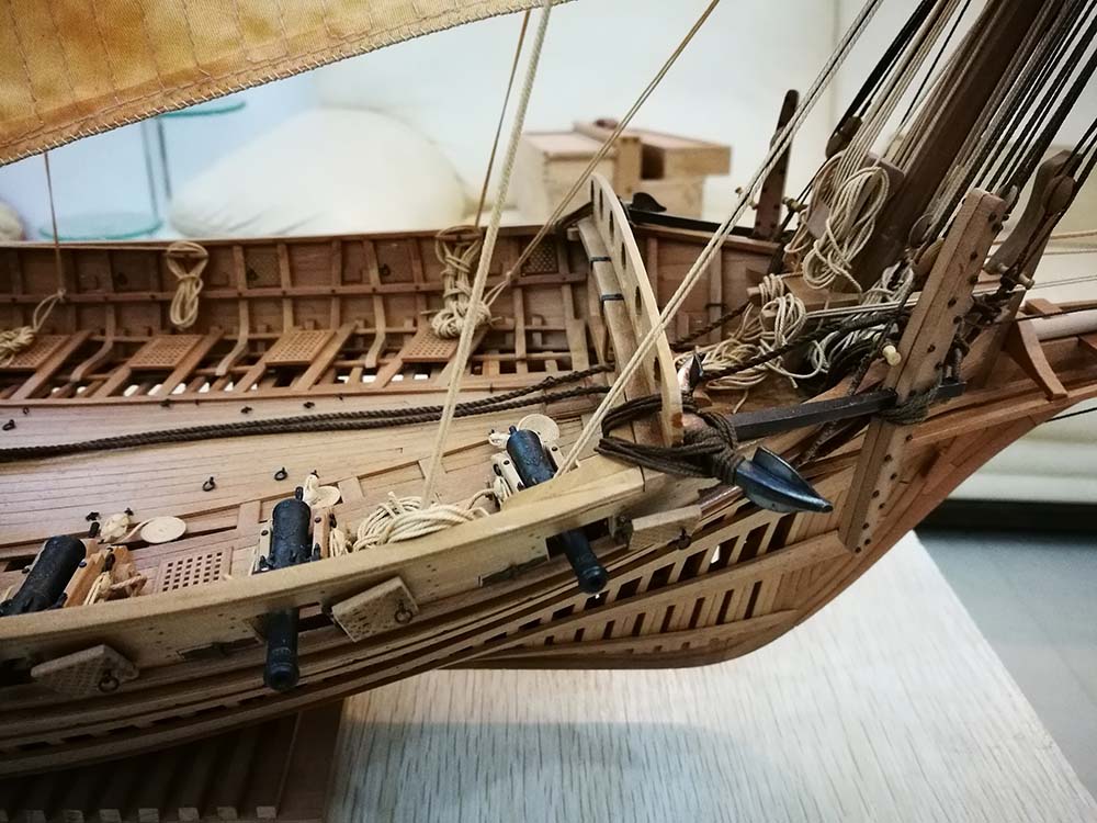 модель корабля для сборки Le Requin 1750 (адмиралтейская версия) модель корабля для сборки Le Requin 1750 (адмиралтейская версия)