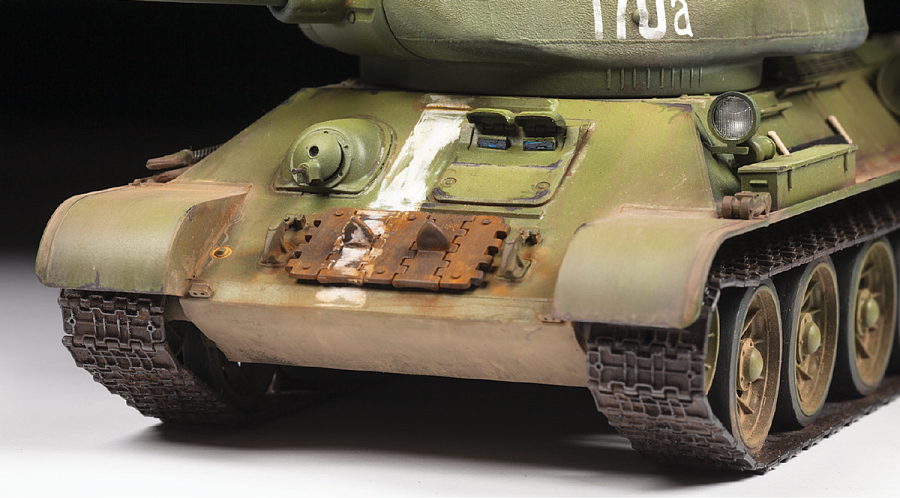 Советский средний танк "Т-34/85" (обр.1944) Советский средний танк "Т-34/85" (обр.1944)