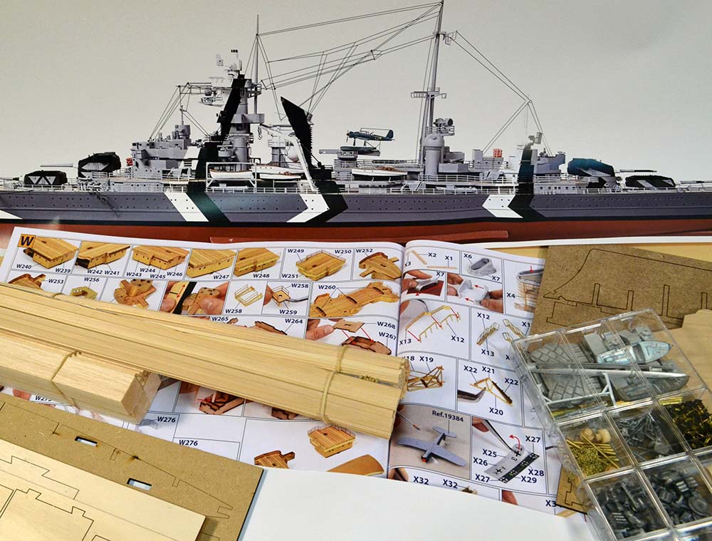 Крейсер Prinz Eugen + (Стартовый набор инструментов) Крейсер Prinz Eugen + (Стартовый набор инструментов)