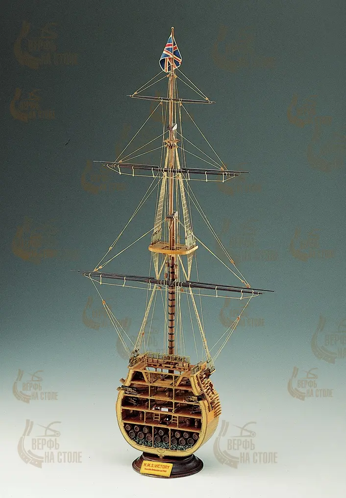 деревянная модель корабля HMS Victory сечение деревянная модель корабля HMS Victory сечение