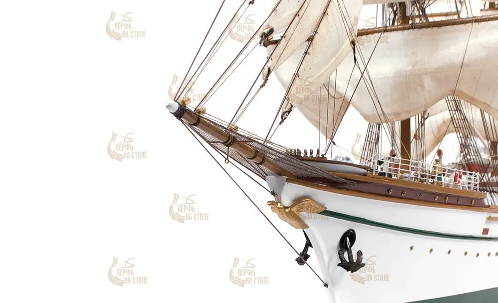 Барк Товарищ (Gorch Fock) + (Стартовый набор инструментов) Барк Товарищ (Gorch Fock) + (Стартовый набор инструментов)