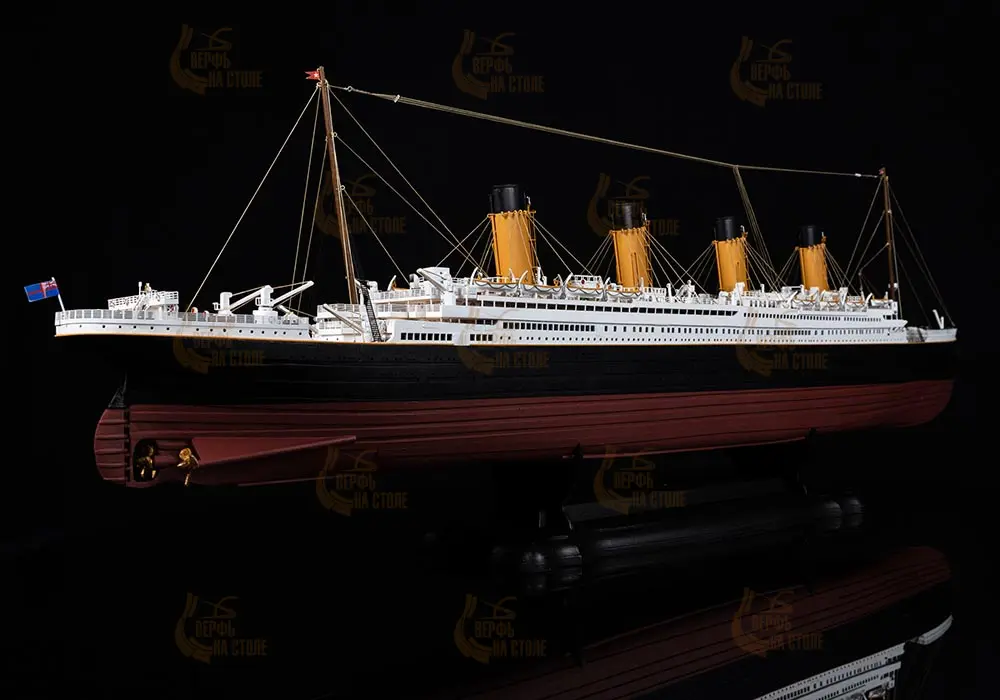 RMS TITANIC (Титаник) + (Полный набор инструментов, клея и краски) RMS TITANIC (Титаник) + (Полный набор инструментов, клея и краски)