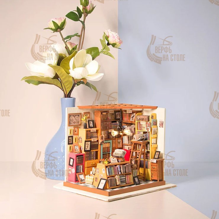 Книжный магазинчик, серия стандарт, подсветка Книжный магазинчик, серия стандарт, подсветка