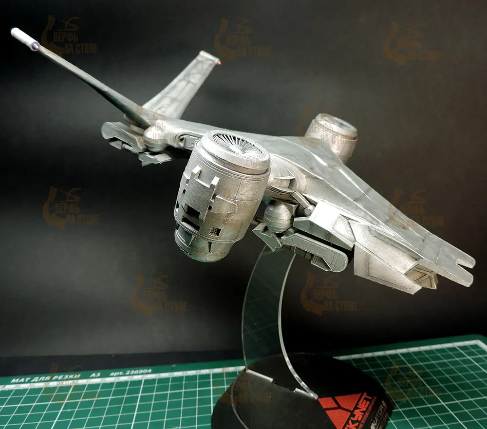 Модель из бумаги HUNTER KILLER (к/ф Терминатор-2 Судный день) Модель из бумаги HUNTER KILLER (к/ф Терминатор-2 Судный день)