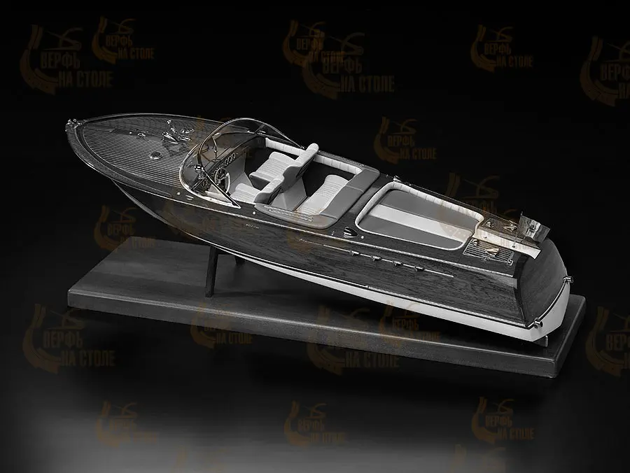 Чертеж гоночной лодки Runabout Чертеж гоночной лодки Runabout