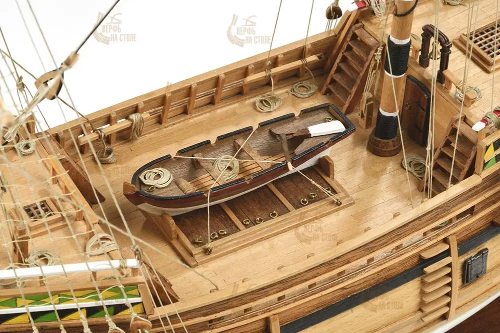 Английский галеон Mayflower + (Стартовый набор инструментов)