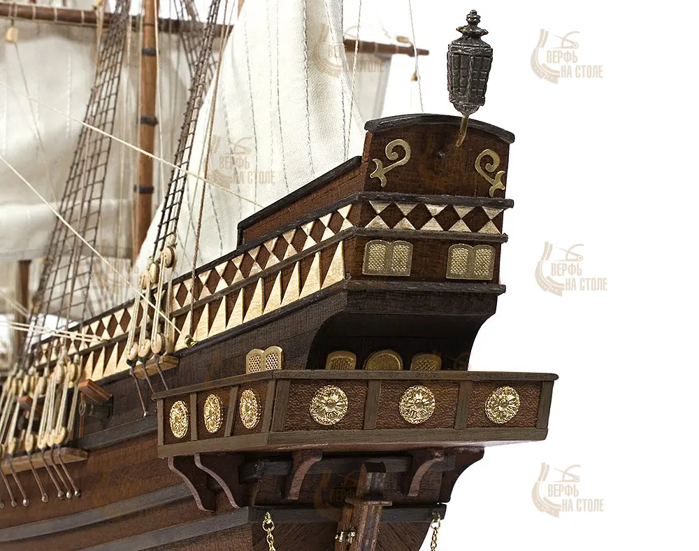 Галеон Buccaneer + (Полный набор инструментов, клея и краски) Галеон Buccaneer + (Полный набор инструментов, клея и краски)