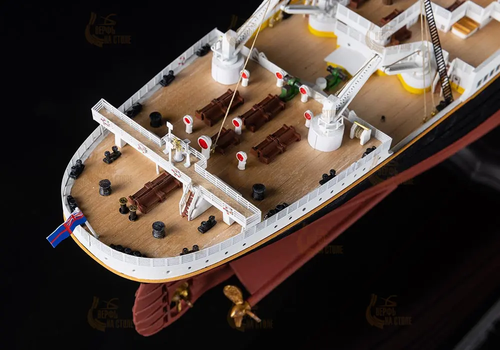 RMS TITANIC (Титаник) + (Полный набор инструментов, клея и краски) RMS TITANIC (Титаник) + (Полный набор инструментов, клея и краски)