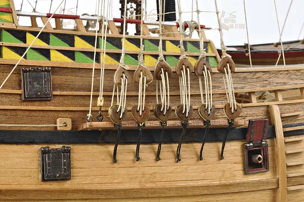 Английский галеон Mayflower + (Стартовый набор инструментов)