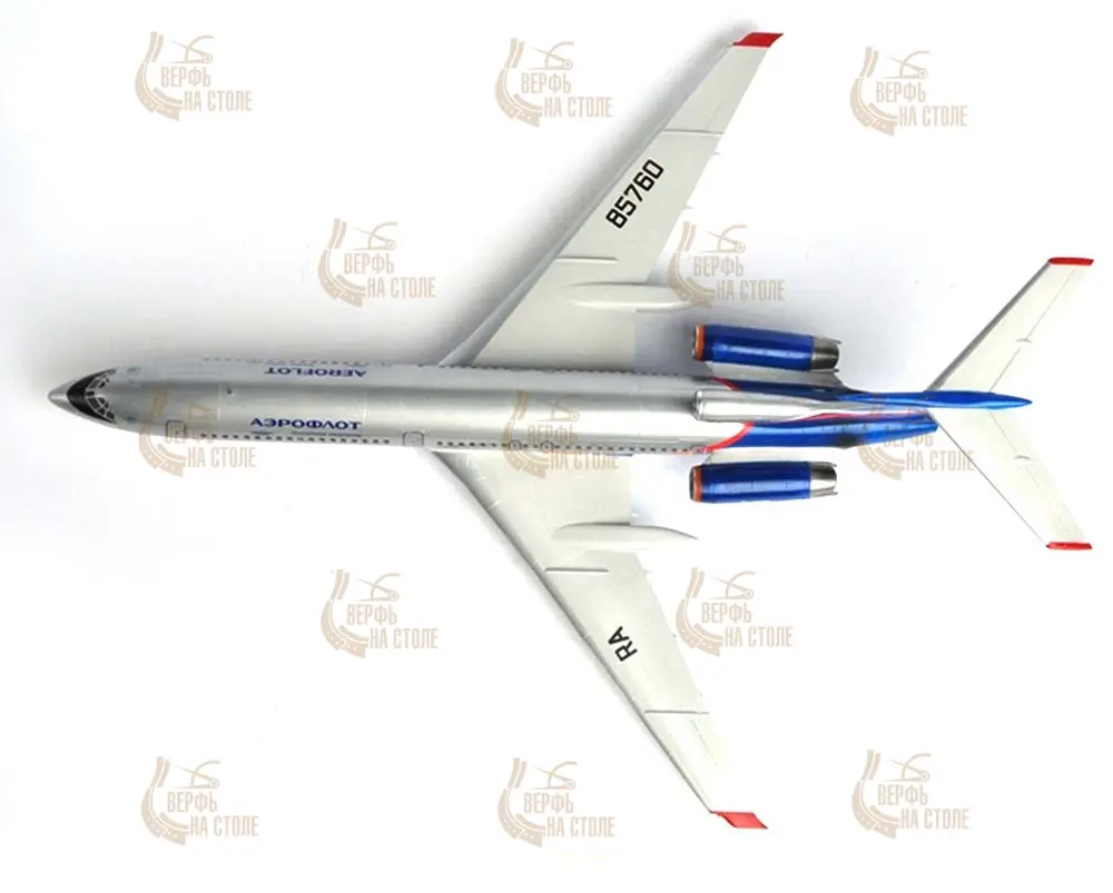 Самолет "Ту-154М" (подарочный набор) Самолет "Ту-154М" (подарочный набор)
