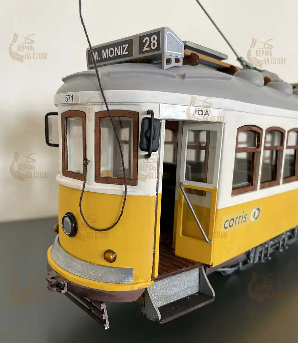 Сборная модель трамвая Lisboa + (Полный набор инструментов, клея и краски) Сборная модель трамвая Lisboa + (Полный набор инструментов, клея и краски)